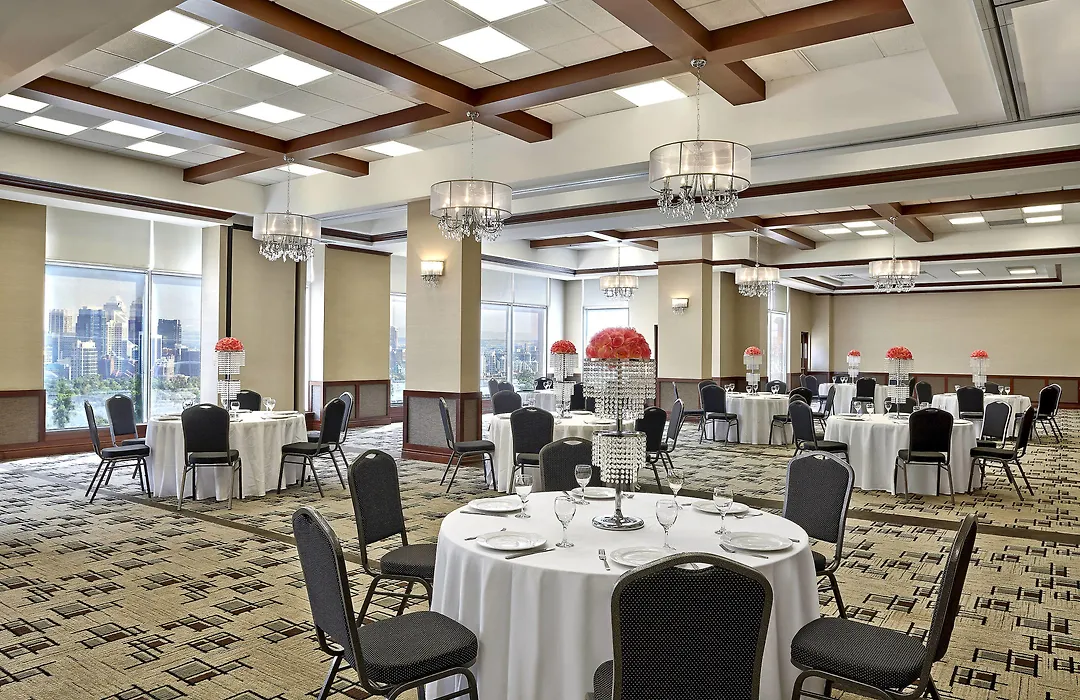 Four Points By Sheraton Calgary Airport-1